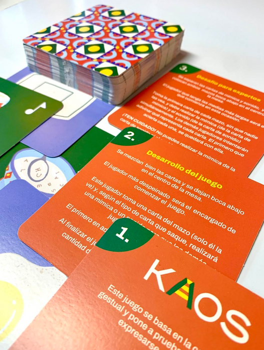 Juego de cartas Kaos